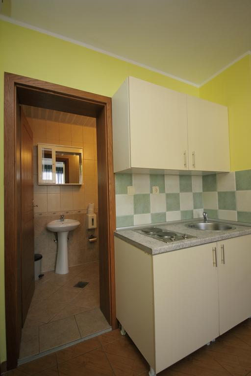 Apartments Tamara Budva Rum bild