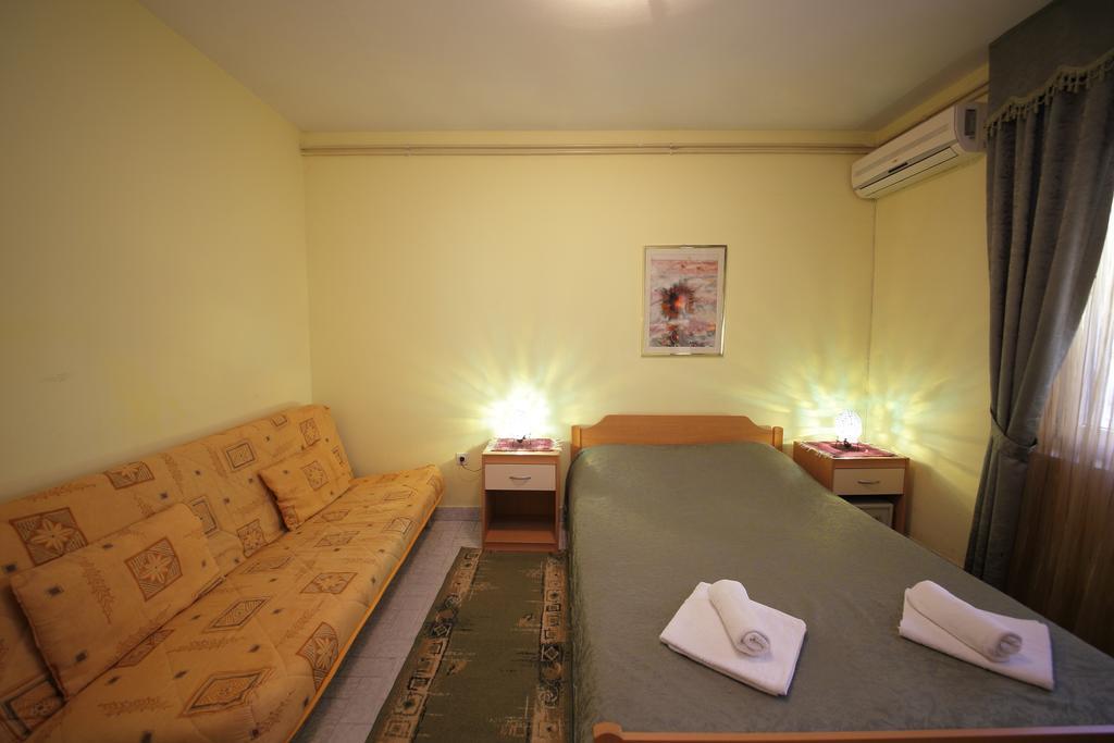 Apartments Tamara Budva Rum bild