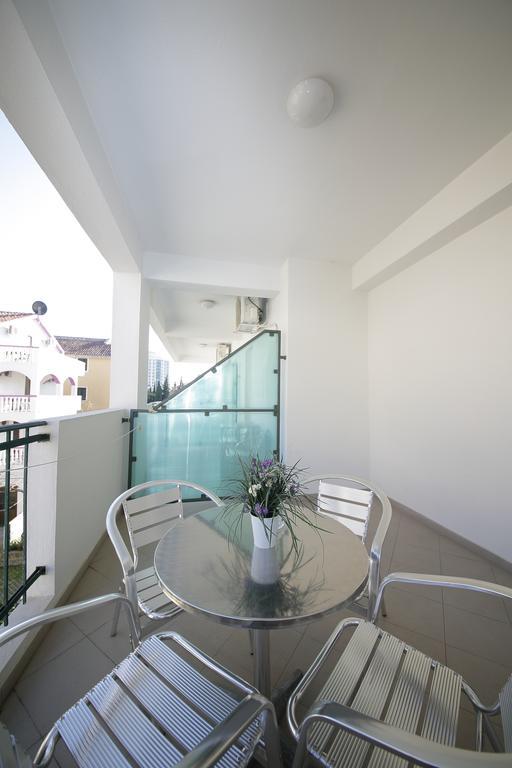 Apartments Tamara Budva Rum bild